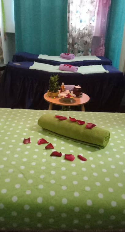 Navieena Beauty Spa - Ipoh 2 AF1QipNkwNNkaiUF0 EHRwNkqQArvTzIWLKxTyXg2nhuw408 h757 k no